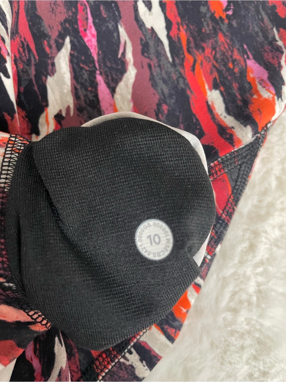lululemon athletica Multi-Color Abstract High-Rise Leggings - Picture 7 of 8
